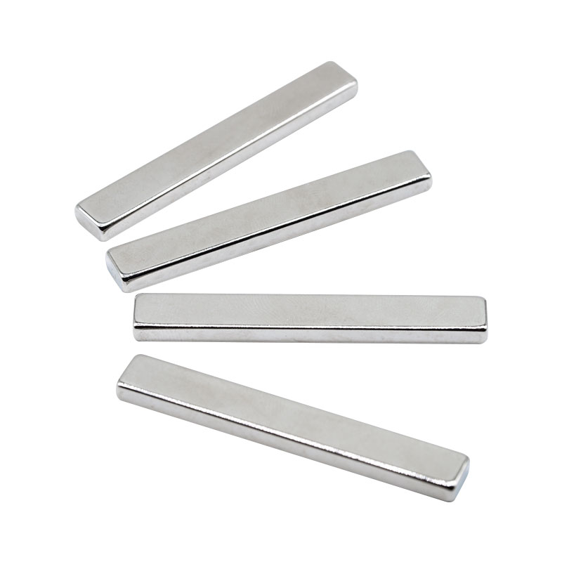 Приводной двигатель